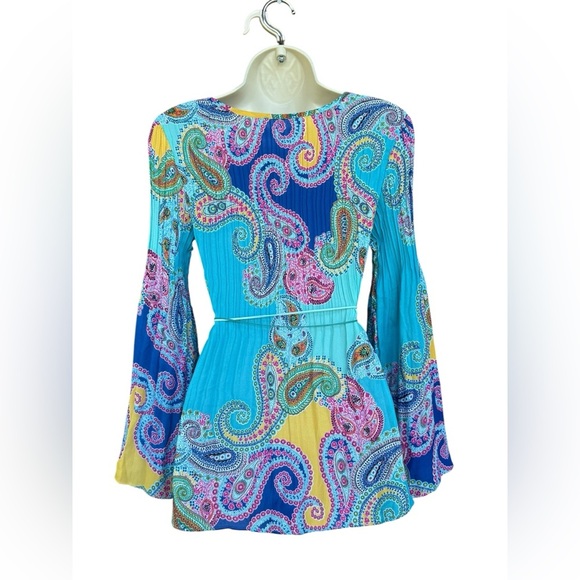Women’s Paisley Blue Blouse Bell Sleeves W/ Tie Size Small Boho Hippie Festival - Picture 6 of 7